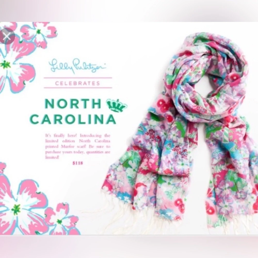Lily Pulitzer NC Murfee Scarf. Excellent condition. HTF. Limited Edition.